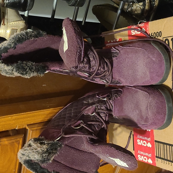 lands end womens snow shoes